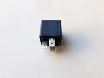 Pezzo di ricambio per auto di seconda mano relè per volvo v50 (545) 1.6 d riferimenti oem iam 9441160  v23134-a52-x345