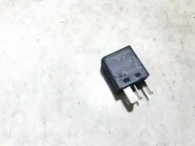 Pezzo di ricambio per auto di seconda mano  per VOLVO V50 (545)  Riferimenti OEM IAM 9441161  