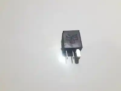 Gebrauchtes Autoersatzteil  zum NISSAN ALMERA TINO (V10M)  OEM-IAM-Referenzen 252309F905  