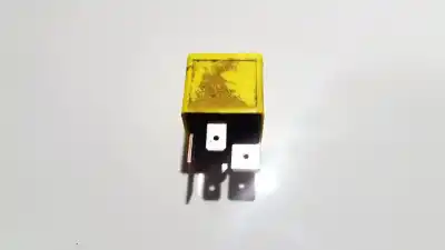 Second-hand car spare part Relay for OPEL SIGNUM 2.2 16V DTI CAT (Y 22 DTR / L50) OEM IAM references 90226846  