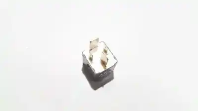 Second-hand car spare part relay for lexus is, ii 2005.10 - 2013.03 2.2d 130kw 2005.10 - 2013.03 oem iam references 9098702025  156700-2540