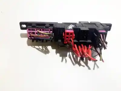 Second-hand car spare part fuse box unit for volkswagen passat variant (3b5) 1.9 tdi oem iam references 8l0941822a  896083000