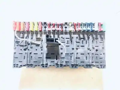 Pièce détachée automobile d'occasion BOÎTES À FUSIBLES pour VOLKSWAGEN T4 TRANSPORTER/FURGONETA (MOD. 1991)  Références OEM IAM 357937039  