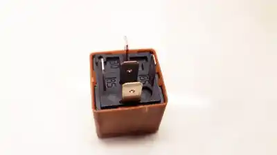 Second-hand car spare part relay for opel vectra c (z02) 2.2 16v (f69) oem iam references 13125543  