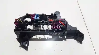 Pezzo di ricambio per auto di seconda mano scatola relè/fusibili per audi a2 (8z) 1.4 16v riferimenti oem iam 8z1937503  