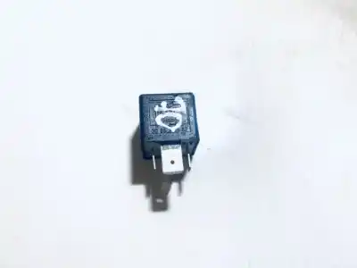 Pièce détachée automobile d'occasion  pour VOLKSWAGEN PASSAT VARIANT (3B5)  Références OEM IAM 443951253J  899511000