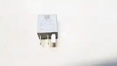 Second-hand car spare part relay for opel corsa c 1.3 cdti oem iam references 13100504  0332201100