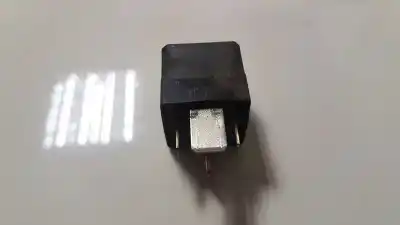 Second-hand car spare part relay for volvo xc90 2.4 d momentum geartronic (7 sitze) oem iam references 9441158  