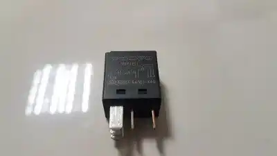 Peça sobressalente para automóvel em segunda mão Relé Para Automóvel por VOLVO XC90 2.4 D Momentum Geartronic (7 Sitze) Referências OEM IAM V23074  9441161, A4001-X40