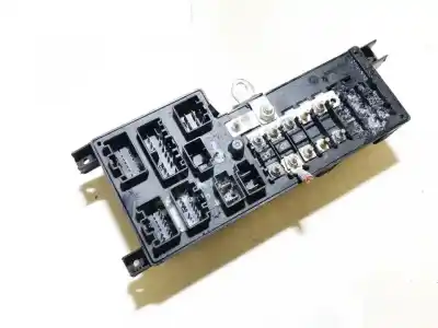 Second-hand car spare part fuse box unit for volvo xc90 2.4 d momentum geartronic (7 sitze) oem iam references 30728008  518828108