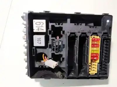 Pièce détachée automobile d'occasion BOÎTES À FUSIBLES pour AUDI TT (8J3/8J9)  Références OEM IAM 443971881B  