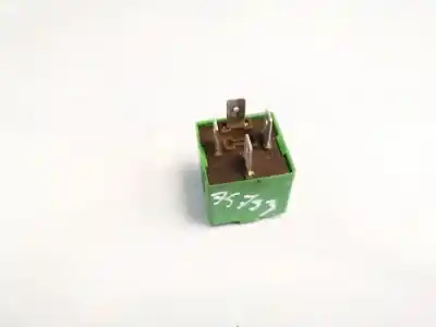 Second-hand car spare part relay for opel vectra c caravan 1.9 16v cdti cat (z 19 dth / lrd) oem iam references 13136665  