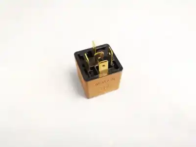 Second-hand car spare part relay for opel vectra c caravan 1.9 16v cdti cat (z 19 dth / lrd) oem iam references 0332209136  90491314