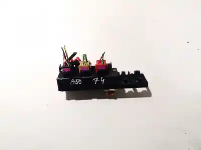 Pezzo di ricambio per auto di seconda mano  per VOLKSWAGEN PASSAT VARIANT (3B5)  Riferimenti OEM IAM 8L0941822A  896083000