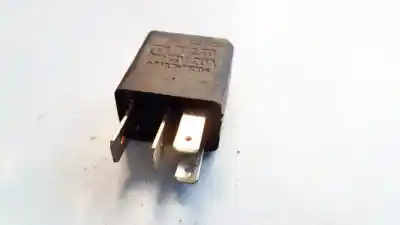 Second-hand car spare part relay for opel corsa c 1.2 16v cat (z 12 xep / lb4) oem iam references 24435922  70220