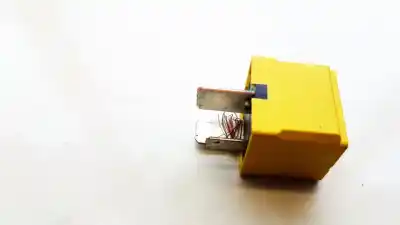 Peça sobressalente para automóvel em segunda mão relé para automóvel por opel zafira b 1.9 cdti referências oem iam 4ra00779306