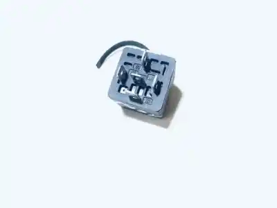 Second-hand car spare part relay for porsche cayenne, 2002.01 - 2010.06 4.5l 250kw 2002 - 2007 oem iam references sld12vdc1c  