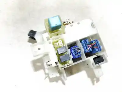 Second-hand car spare part fuse box unit for toyota corolla (e11) 2.0 d-4d linea sol oem iam references 