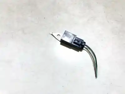 Second-hand car spare part relay for toyota corolla (e11) 2.0 d-4d linea sol oem iam references 9098004148