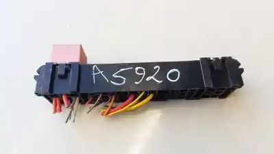 Pezzo di ricambio per auto di seconda mano SCATOLA RELÈ/FUSIBILI per RENAULT KANGOO (F/KC0)  Riferimenti OEM IAM 7703297572  