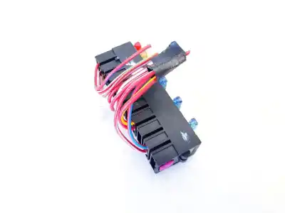 Pezzo di ricambio per auto di seconda mano  per AUDI A6 C6 (4F2)  Riferimenti OEM IAM 4D0937501  
