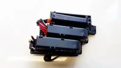 Pezzo di ricambio per auto di seconda mano scatola relè/fusibili per audi a5 cabriolet (8f7) 2.0 tdi riferimenti oem iam 8k2971845b  4e0941817a