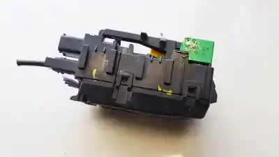 İkinci el araba yedek parçası Röle/sigorta Kutusu için PEUGEOT 208 1.2 12V VTi OEM IAM referansları 9666232680  