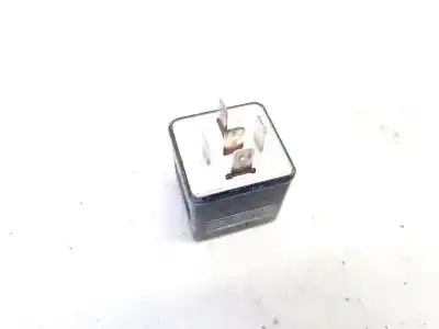 Second-hand car spare part relay for audi a6 avant (c4) 2.5 tdi oem iam references 8a0951253a  899585