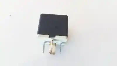 Second-hand car spare part relay for opel zafira a 2.0 dti oem iam references 90191753