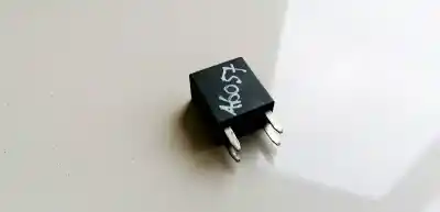 Pezzo di ricambio per auto di seconda mano relè per kia cerato 1.6 lx berlina riferimenti oem iam ok2a267740