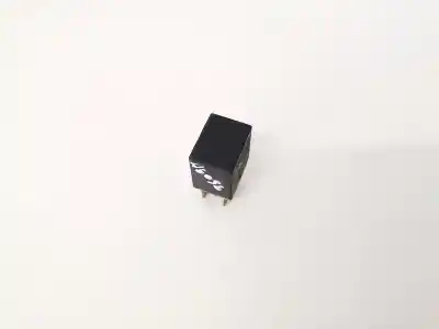 Piesă de schimb auto la mâna a doua panou tablou sigurante pentru opel zafira a 2.0 dti referințe oem iam 90229206