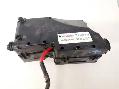 Автозапчасти б/у блок реле/предохранителей за volvo v50 (545) 2.0 d ссылки oem iam 8688040  518818000