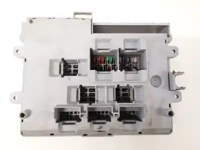 Second-hand car spare part fuse box unit for bmw 3-series, e90 / e91 / e93 2005.02 - 2009.01 320 d 120kw 2005.01 - 2011.12 oem iam references 960662104  9606621-04, 42379791