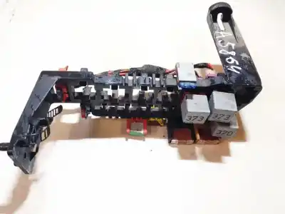 Автозапчасти б/у блок реле/предохранителей за volkswagen passat variant (3b6) 2.5 v6 tdi ссылки oem iam 8d1937545  