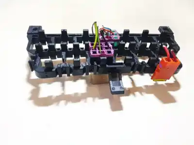 Автозапчасти б/у блок реле/предохранителей за volkswagen passat variant (3b6) 2.5 v6 tdi ссылки oem iam 8d0937503e  