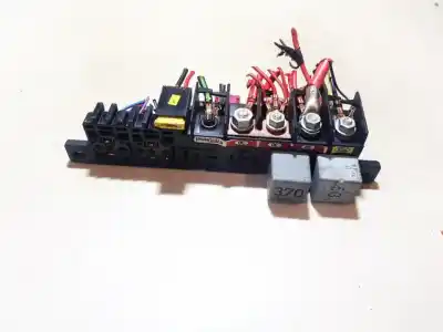 Pezzo di ricambio per auto di seconda mano  per VOLKSWAGEN PASSAT VARIANT (3B6)  Riferimenti OEM IAM 8L0941822A  8D0951253