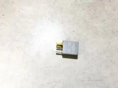 Pezzo di ricambio per auto di seconda mano relè per toyota corolla (_e12_) 1.4 vvt-i (zze120_) riferimenti oem iam 9008087019  90080-87019, 0332011001