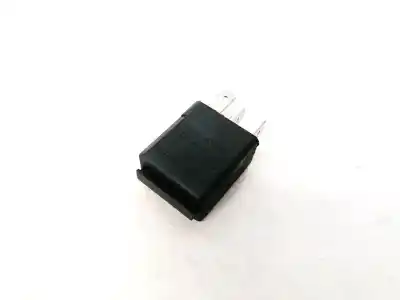 Second-hand car spare part relay for opel vectra c (z02) 2.2 dti 16v (f69) oem iam references 24435922  70220