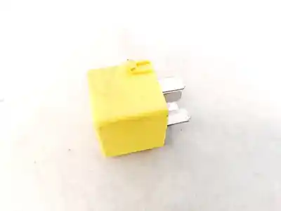 Second-hand car spare part relay for opel vectra c (z02) 2.2 dti 16v (f69) oem iam references 90226846  v23134-j52-x369