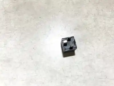Second-hand car spare part relay for audi a3 (8l) 1.9 tdi oem iam references 141951253b  v23134b52x227