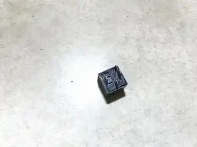 Second-hand car spare part relay for audi a3 (8l) 1.9 tdi oem iam references 1j0906381a  v23134b52x396