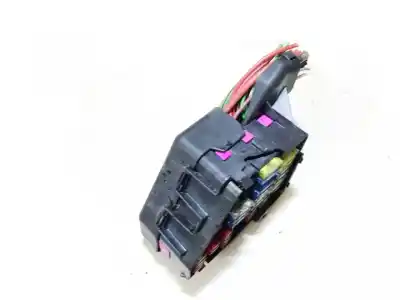 Автозапчасти б/у блок реле/предохранителей за volkswagen passat variant (3b5) 1.8 ссылки oem iam   