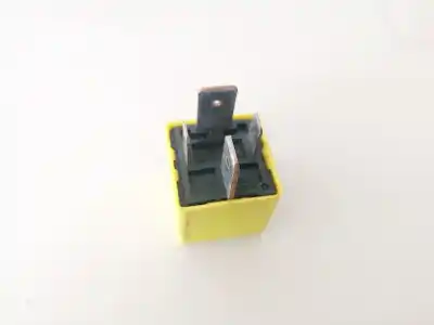 Second-hand car spare part relay for opel vectra c (z02) 2.2 dti 16v (f69) oem iam references 90226846  v23134-j52-x369
