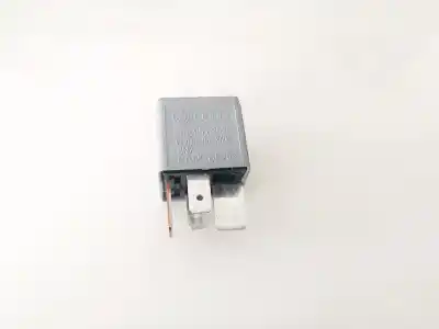 Автозапчастина б/у  для AUDI A4 B6 (8E2)  Посилання на OEM IAM 8D0951253  V23134-J52-X300