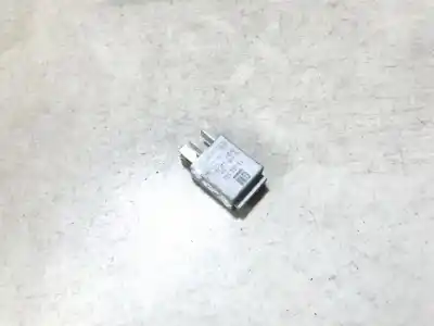 Second-hand car spare part relay for opel meriva 1.6 16v oem iam references 13100504  0332201100