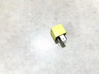 Pezzo di ricambio per auto di seconda mano relè per opel meriva 1.6 16v riferimenti oem iam 90226846