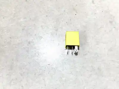 Pezzo di ricambio per auto di seconda mano relè per opel meriva 1.6 16v riferimenti oem iam 24433728