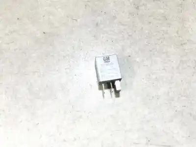 Pezzo di ricambio per auto di seconda mano relè per opel meriva 1.6 16v riferimenti oem iam 13100504