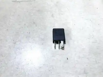 Pezzo di ricambio per auto di seconda mano relè per opel meriva 1.6 16v riferimenti oem iam 24435922