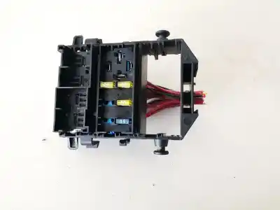 İkinci el araba yedek parçası RÖLE/SIGORTA KUTUSU için RENAULT LAGUNA II (BG0)  OEM IAM referansları 8200003634  